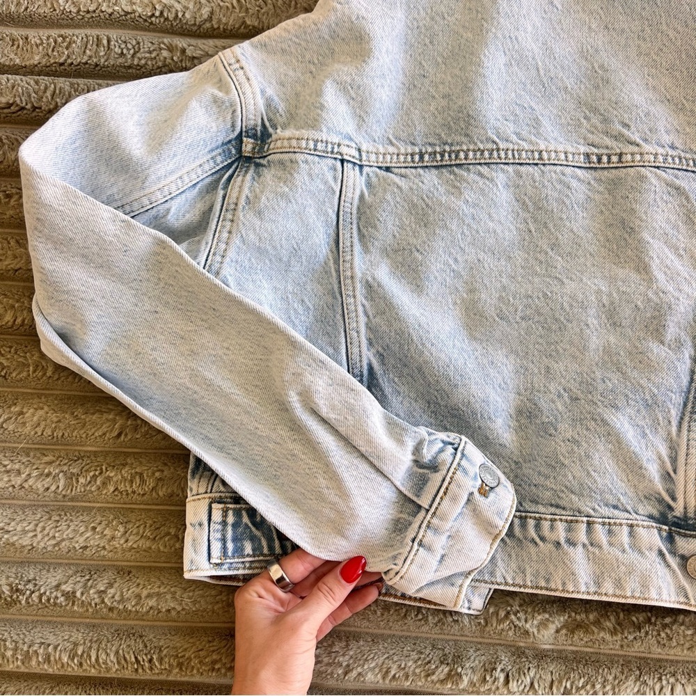 Free People Brando Denim Jacket in Malta Wash- Size XS - Picture 11 of 13